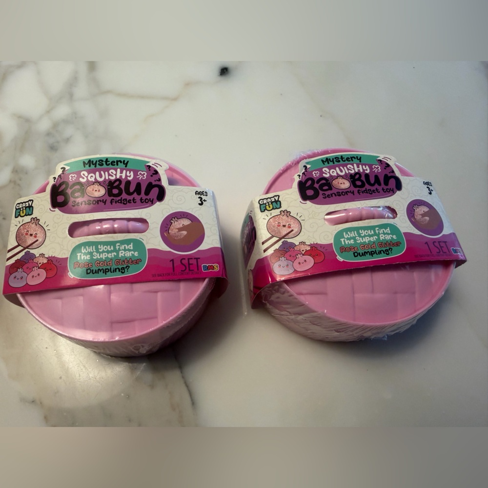 (2) Crazy Fun Squishy Bun Valentines Mystery